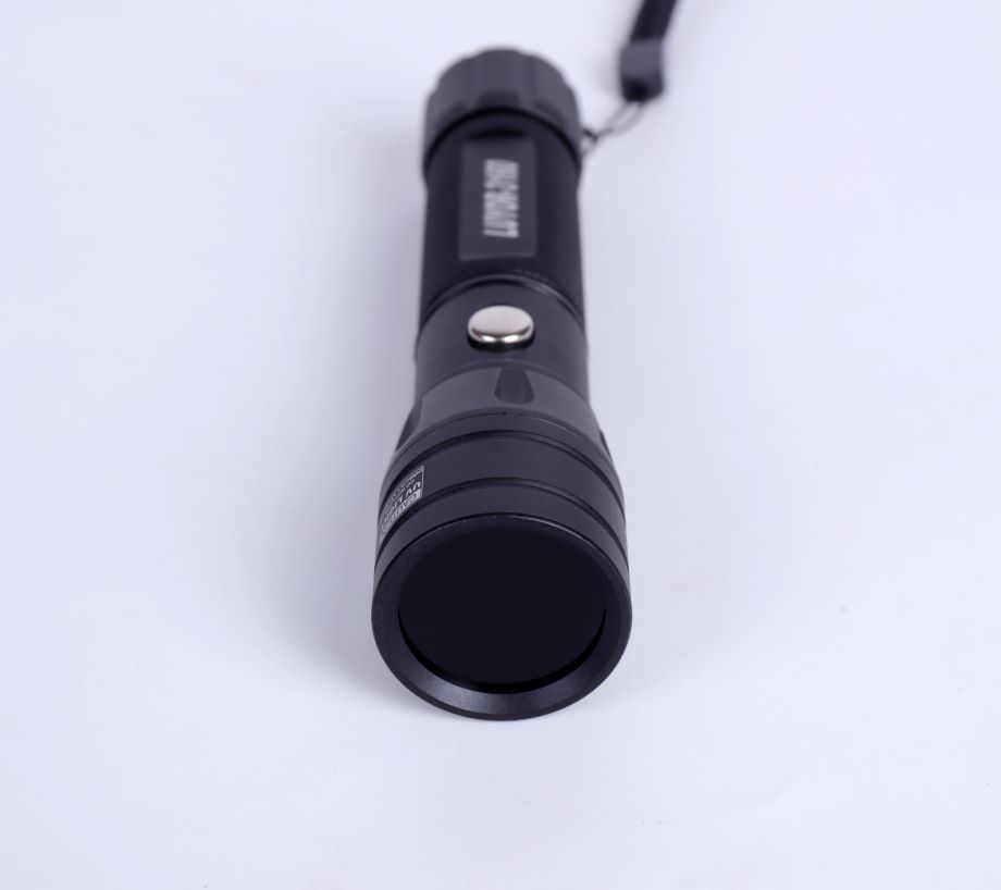 LUYOR-3130手電筒式LED探傷黑光燈 LUYOR-3130手電筒式LED探傷黑光燈