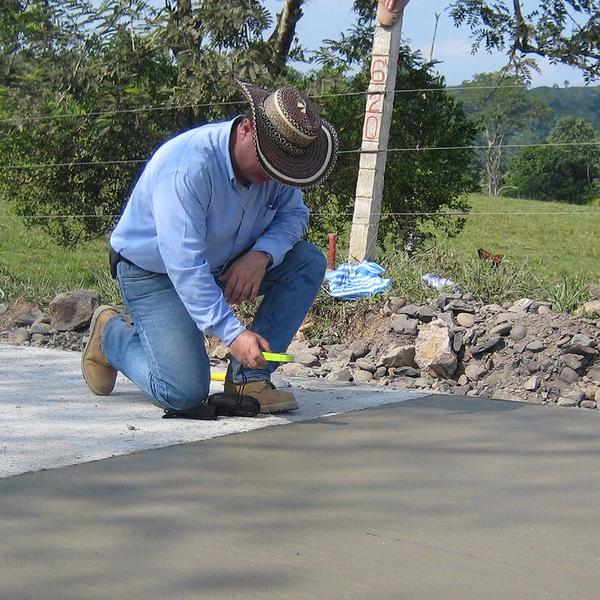 Kestrel 5200 專業(yè)氣象儀檢測混凝土澆筑 Kestrel 5200 專業(yè)氣象儀檢測混凝土澆筑